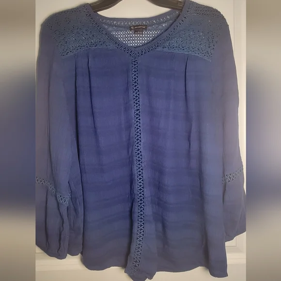 Women's Blue Top Size L - Picture 1 of 5
